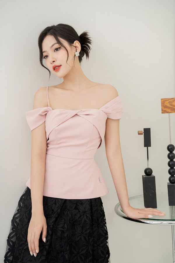 Áo kiểu xếp ly ngực Áo kiểu xếp ly ngực