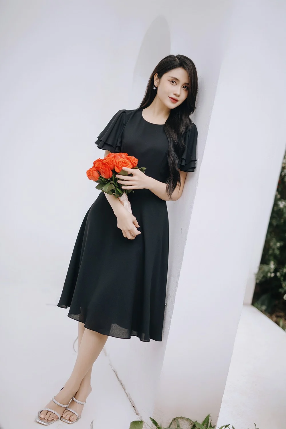 Đầm Dự Tiệc Dạo Phố Phong Cách Huyền Bí Quyến Rũ Đầm Dự Tiệc Dạo Phố Phong Cách Huyền Bí Quyến Rũ